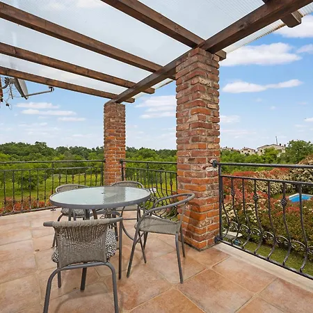 Villa Aldore In Central Istria For 6 Persons With Private Pool *
