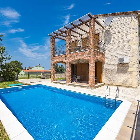 Aldore In Central Istria For 6 Persons With Private Pool Cabrunici