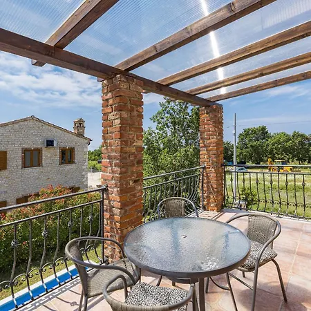 Aldore In Central Istria For 6 Persons With Private Pool Villa *