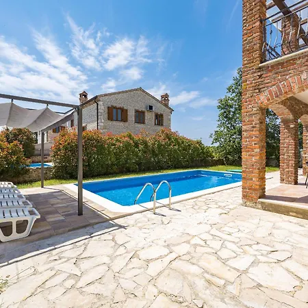 Villa Aldore In Central Istria For 6 Persons With Private Pool